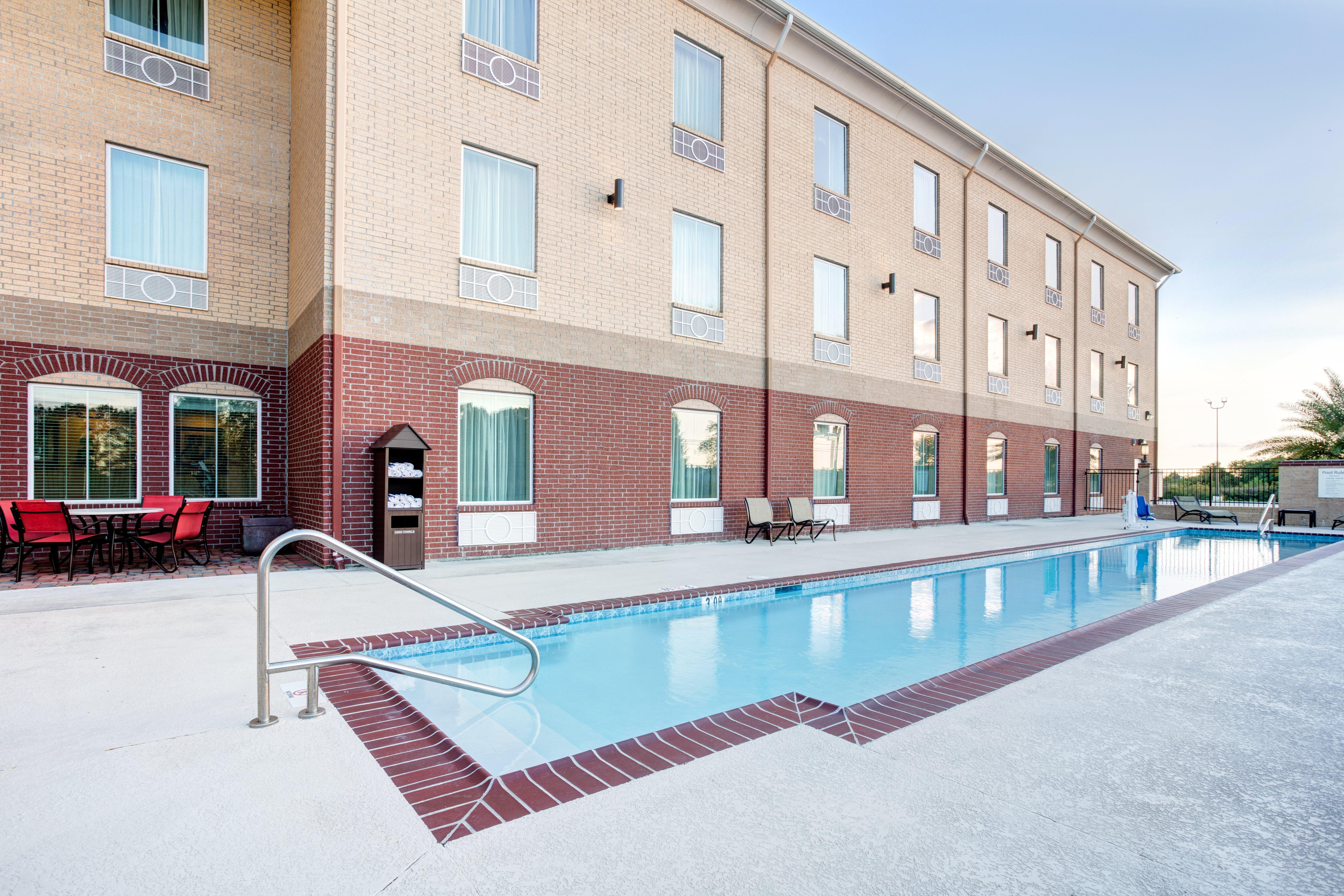 Holiday Inn Express & Suites Raceland - Highway 90 By Ihg Exterior foto
